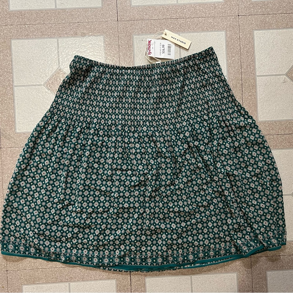 Blue patterned mini skirt